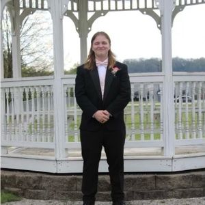 Meet your Posher, Aaron